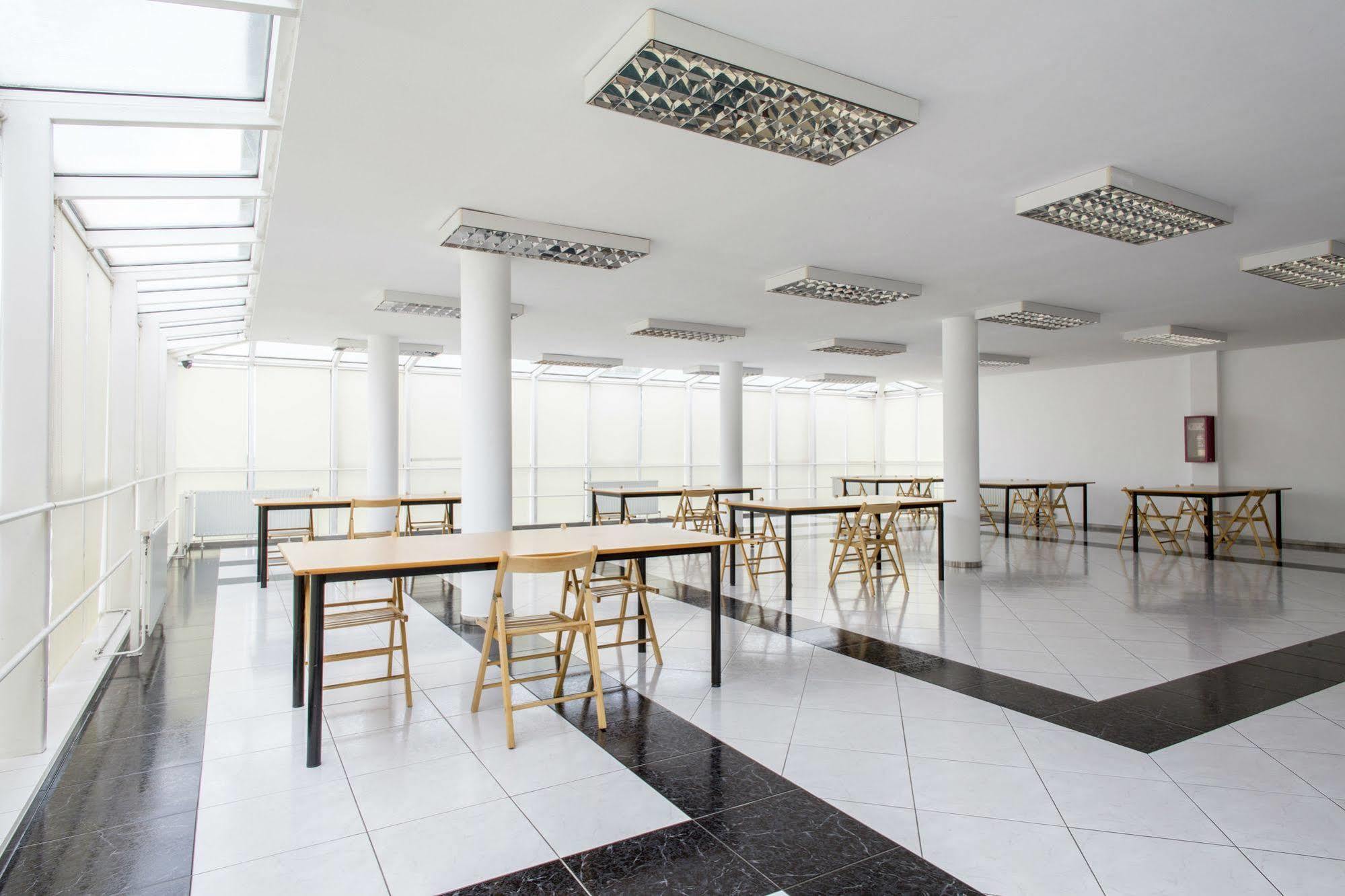 Residencia Universitaria Resa Siglo XXI Culleredo Exterior photo